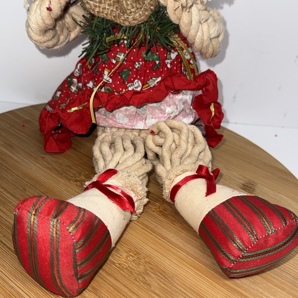 House of Lloyd Christmas Around The‎ World Floyd Bunny Rabbit Doll In Box - Picture 10 of 10